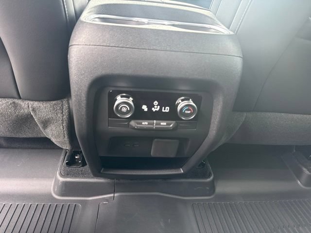 New 2026 Buick Enclave Sport Touring w/ Power Package AWD/4WD image 21