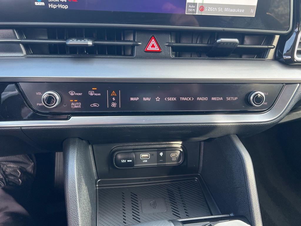 Certified 2025 Kia Sportage EX image 56