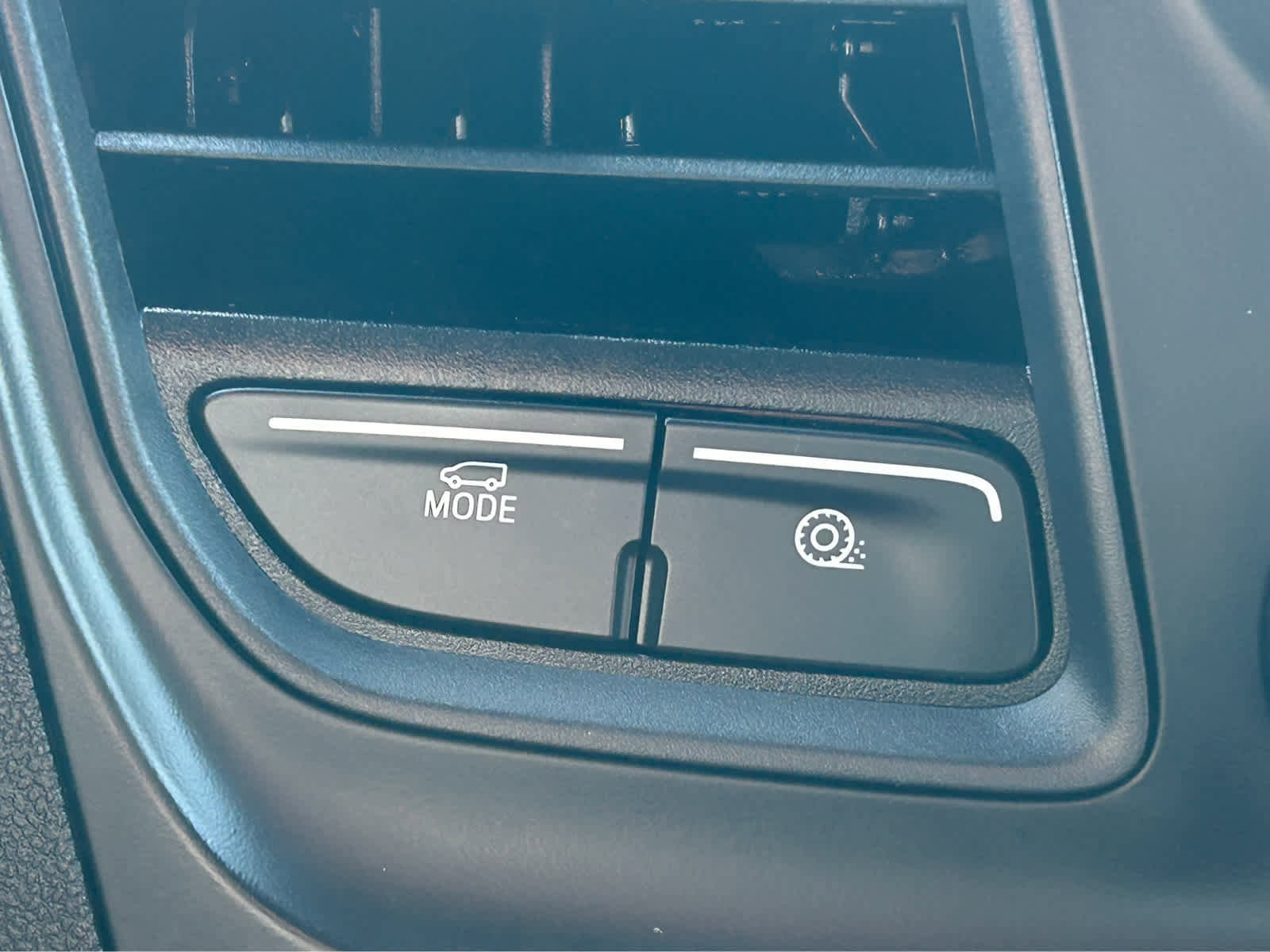 Used 2023 Ford Transit 250 w/ Load Area Protection Package image 28