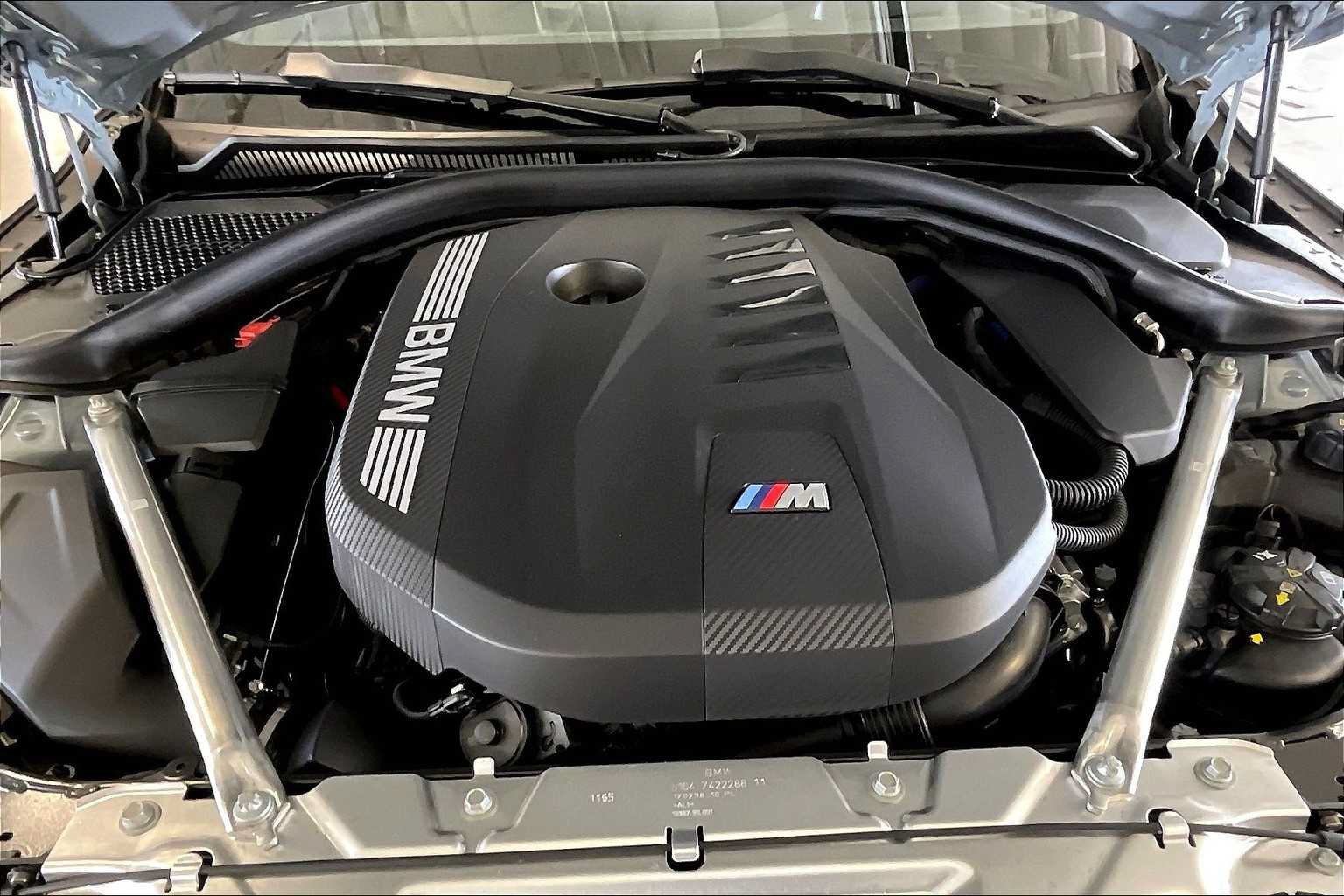 Used 2026 BMW M440i Coupe w/ Premium Package RWD image 16