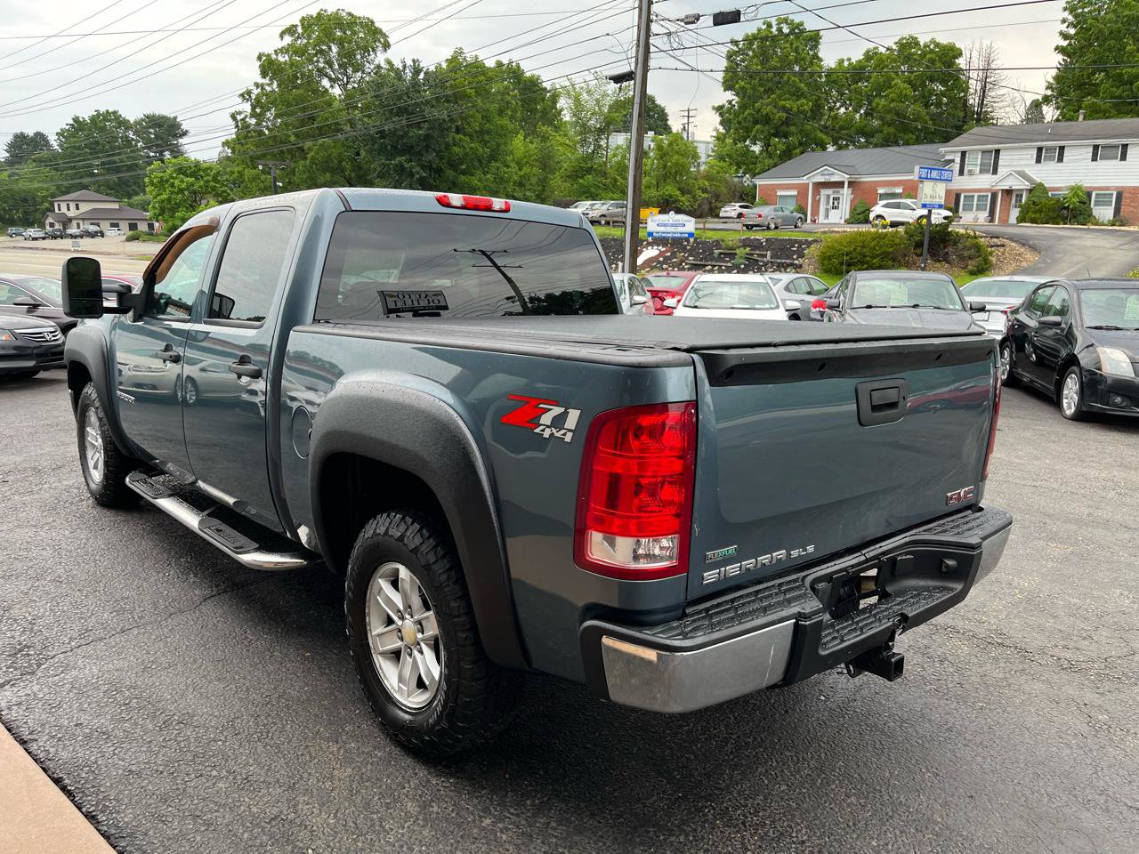 Used 2011 GMC Sierra 1500 SLE w/ Power Tech Package AWD/4WD image 7