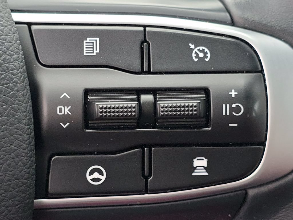 Used 2023 Kia K5 GT-Line AWD/4WD image 34