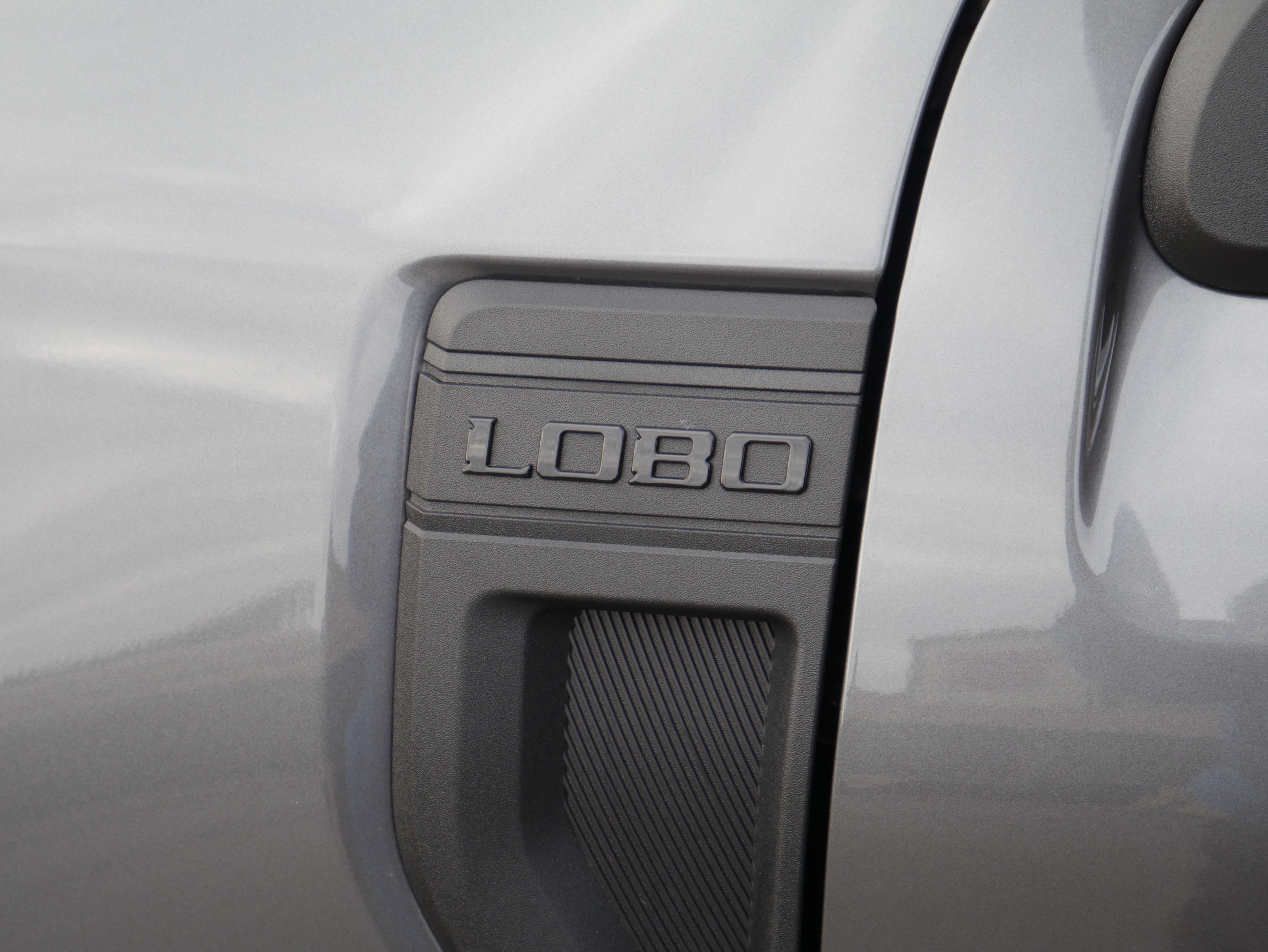 Used 2025 Ford Maverick Lobo AWD/4WD image 15