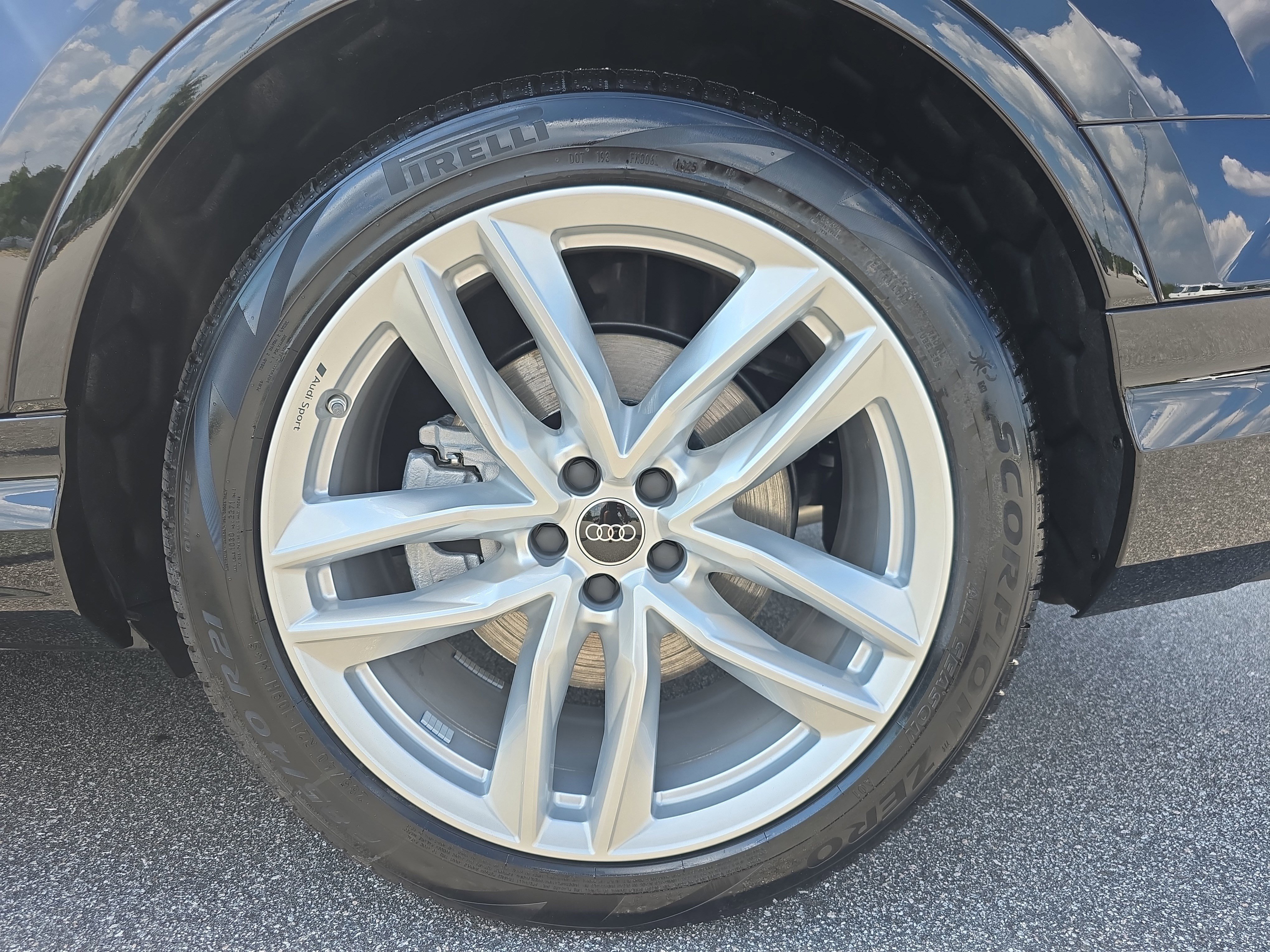 New 2025 Audi Q7 3.0T Premium Plus image 32