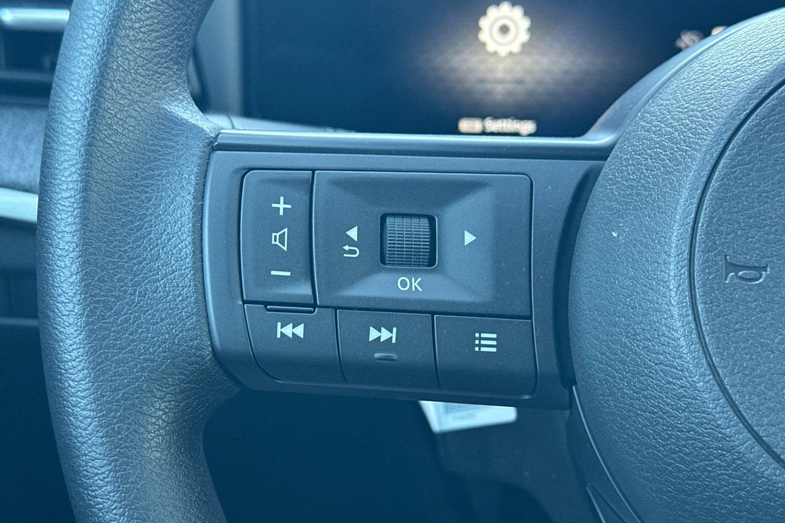 New 2026 Nissan Kicks SV image 28