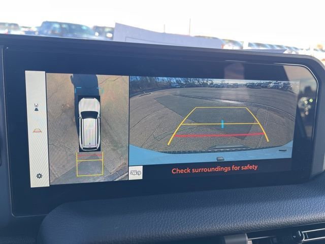 Used 2025 Toyota Land Cruiser w/ Premium Package image 16