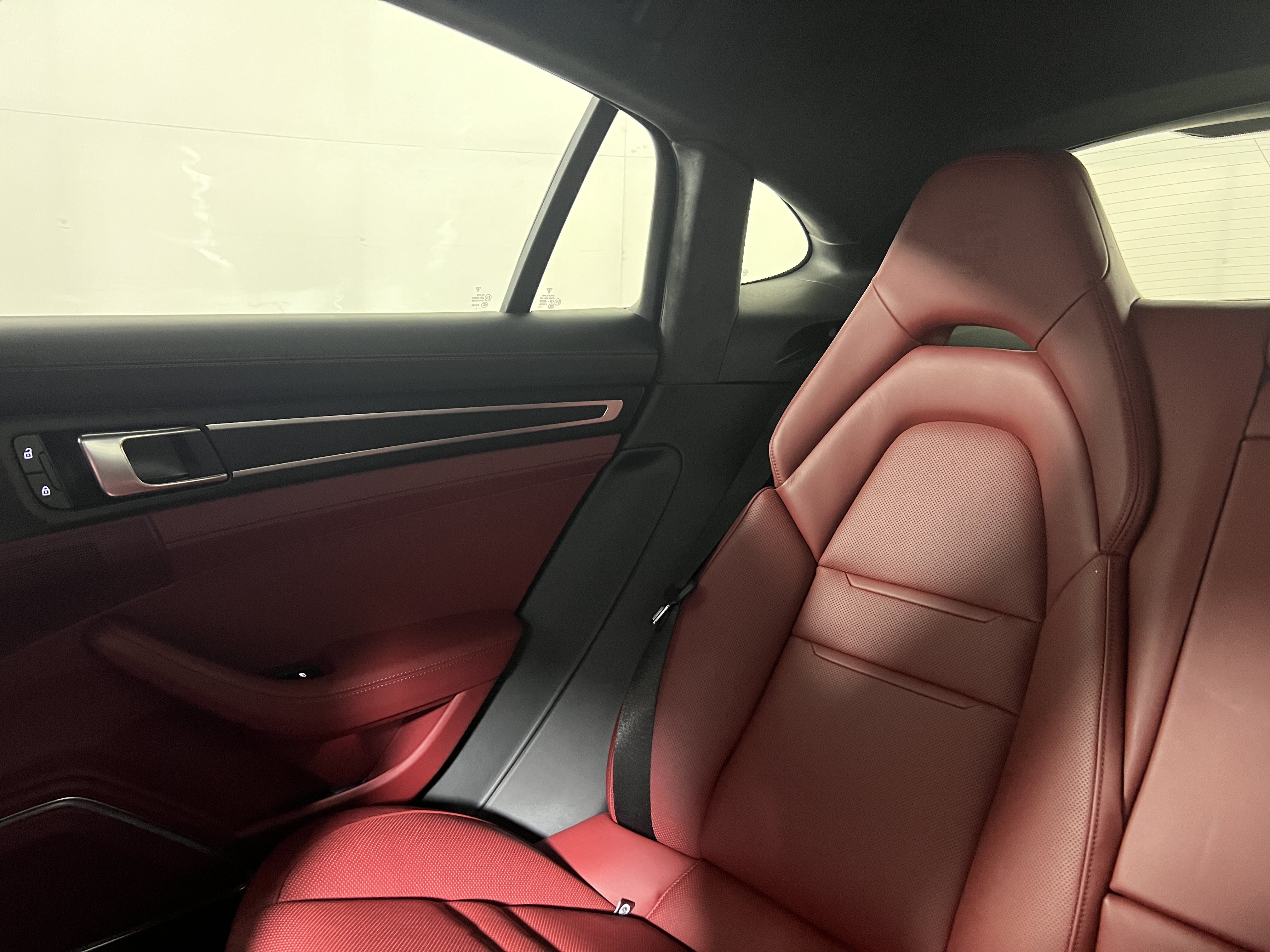 Certified 2023 Porsche Panamera 4 AWD/4WD image 15