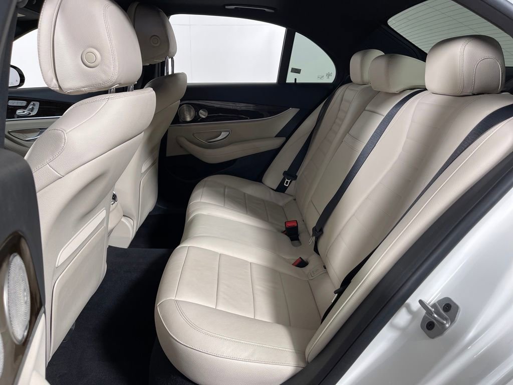 Used 2022 Mercedes-Benz E 450 4MATIC Sedan image 12