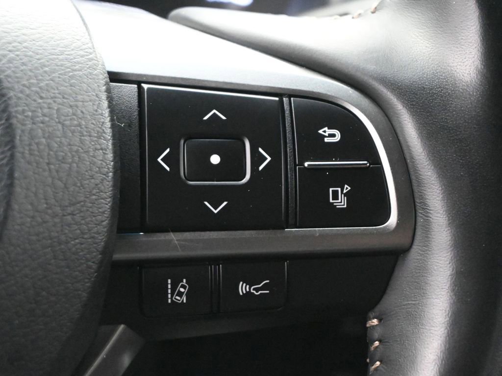 Used 2023 Lexus GX 460 Premium w/ Accessory Package image 8