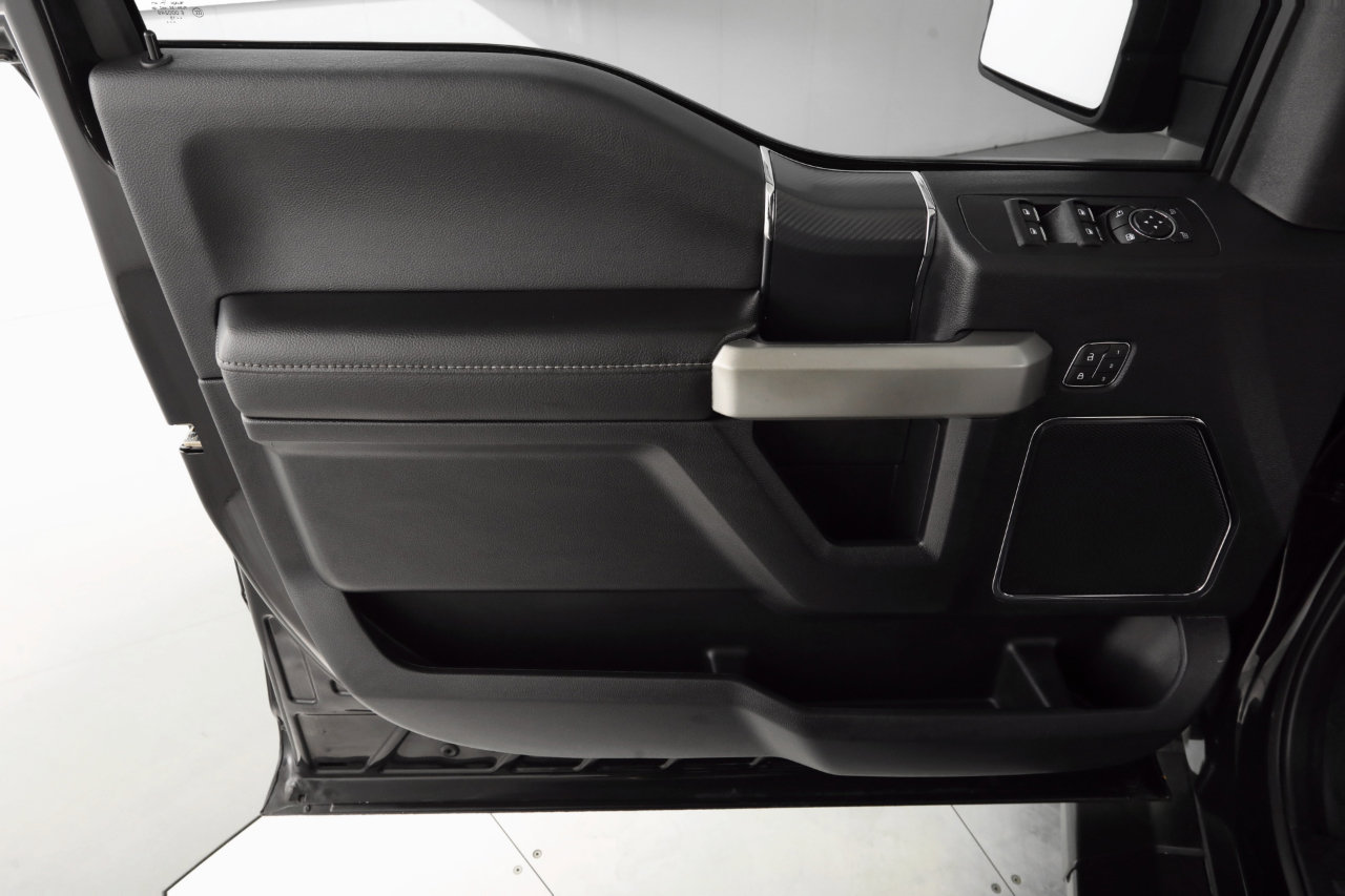 Used 2019 Ford F150 Lariat image 9