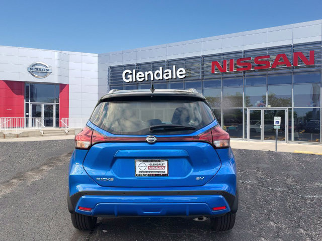 Used 2023 Nissan Kicks SV w/ Interior Electronics Package FWD image 5
