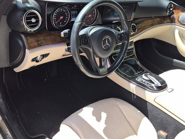 Used 2017 Mercedes-Benz E 300 image 3