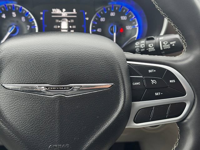 Certified 2022 Chrysler Voyager LX FWD image 27
