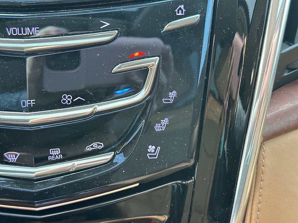 Used 2016 Cadillac Escalade Platinum image 25