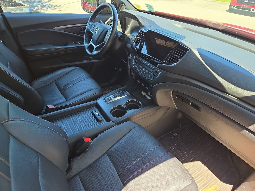 Certified 2022 Honda Passport TrailSport image 28