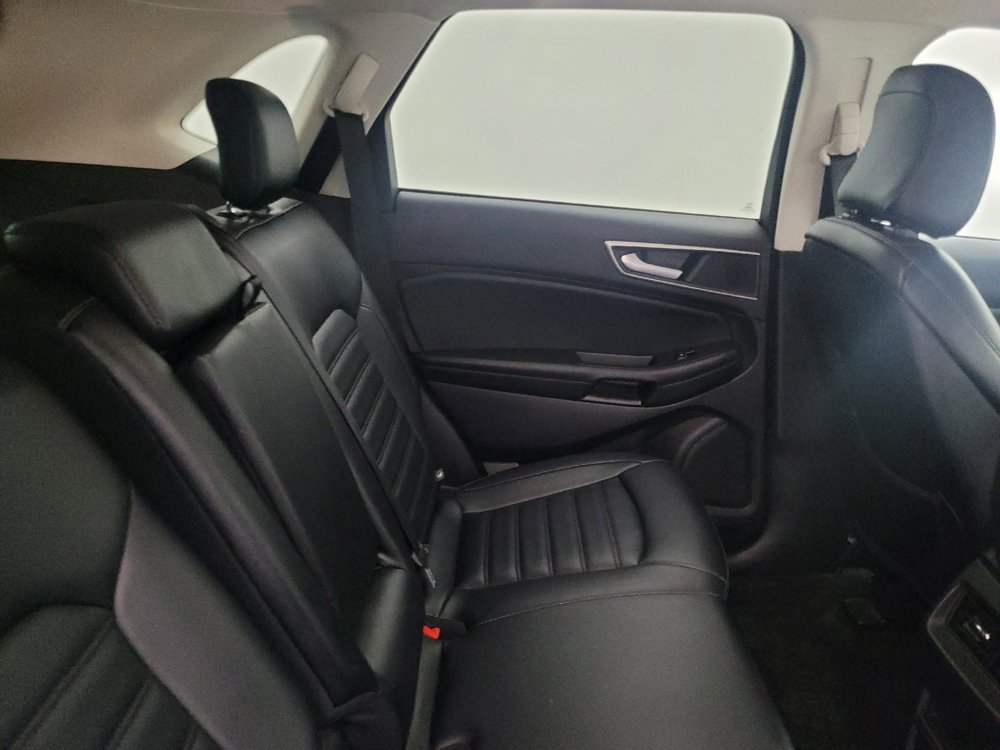 Used 2024 Ford Edge SEL image 19