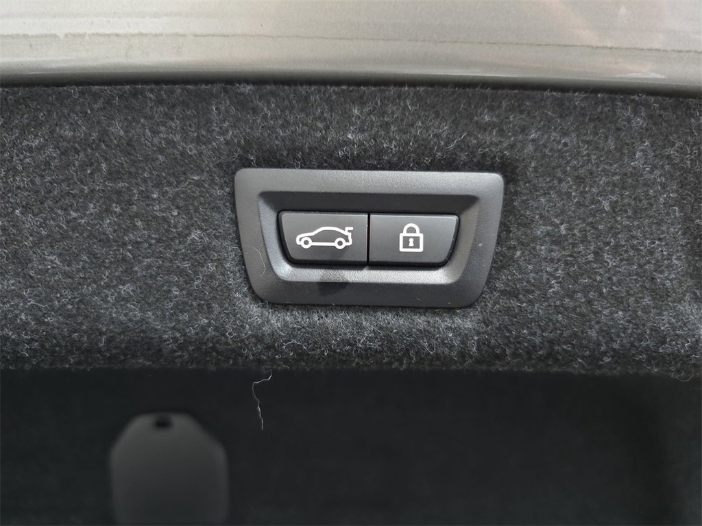 Used 2018 BMW M5 Base w/ Executive Package image 16