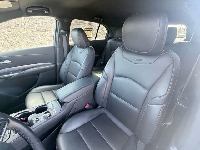 Used 2025 Cadillac XT4 Premium Luxury image 23