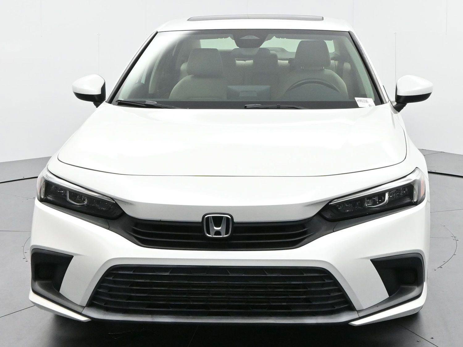 Used 2022 Honda Civic EX image 2
