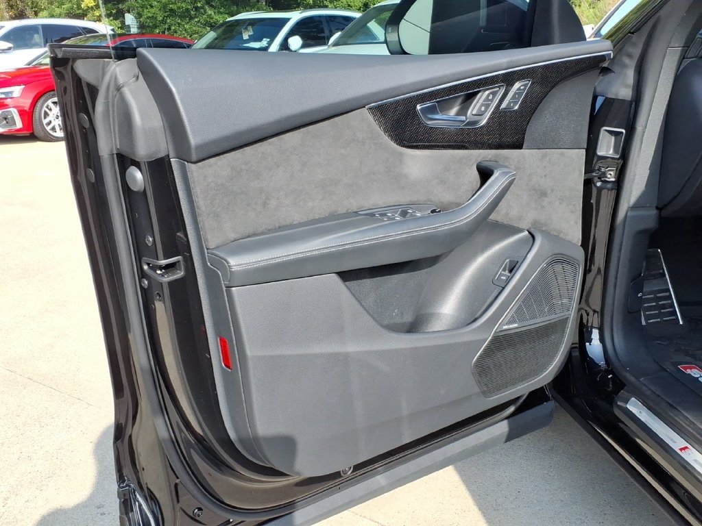 Used 2022 Audi SQ8 Prestige w/ Prestige Package AWD/4WD image 24