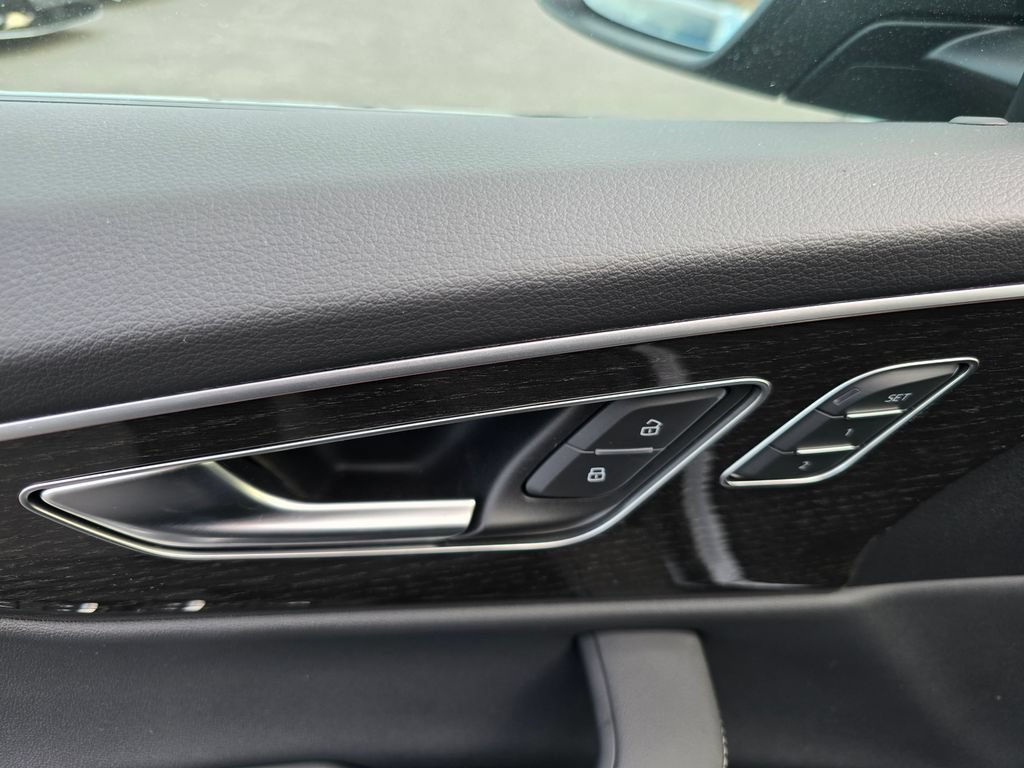 New 2026 Audi Q8 Premium Plus AWD/4WD image 22