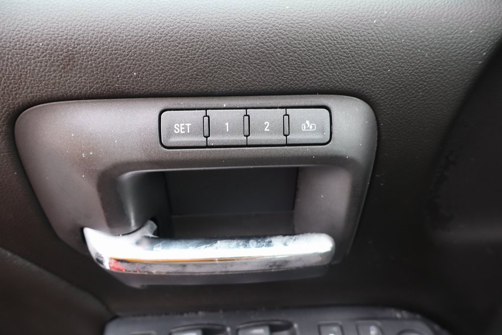 Used 2018 Chevrolet Silverado 1500 LTZ image 21