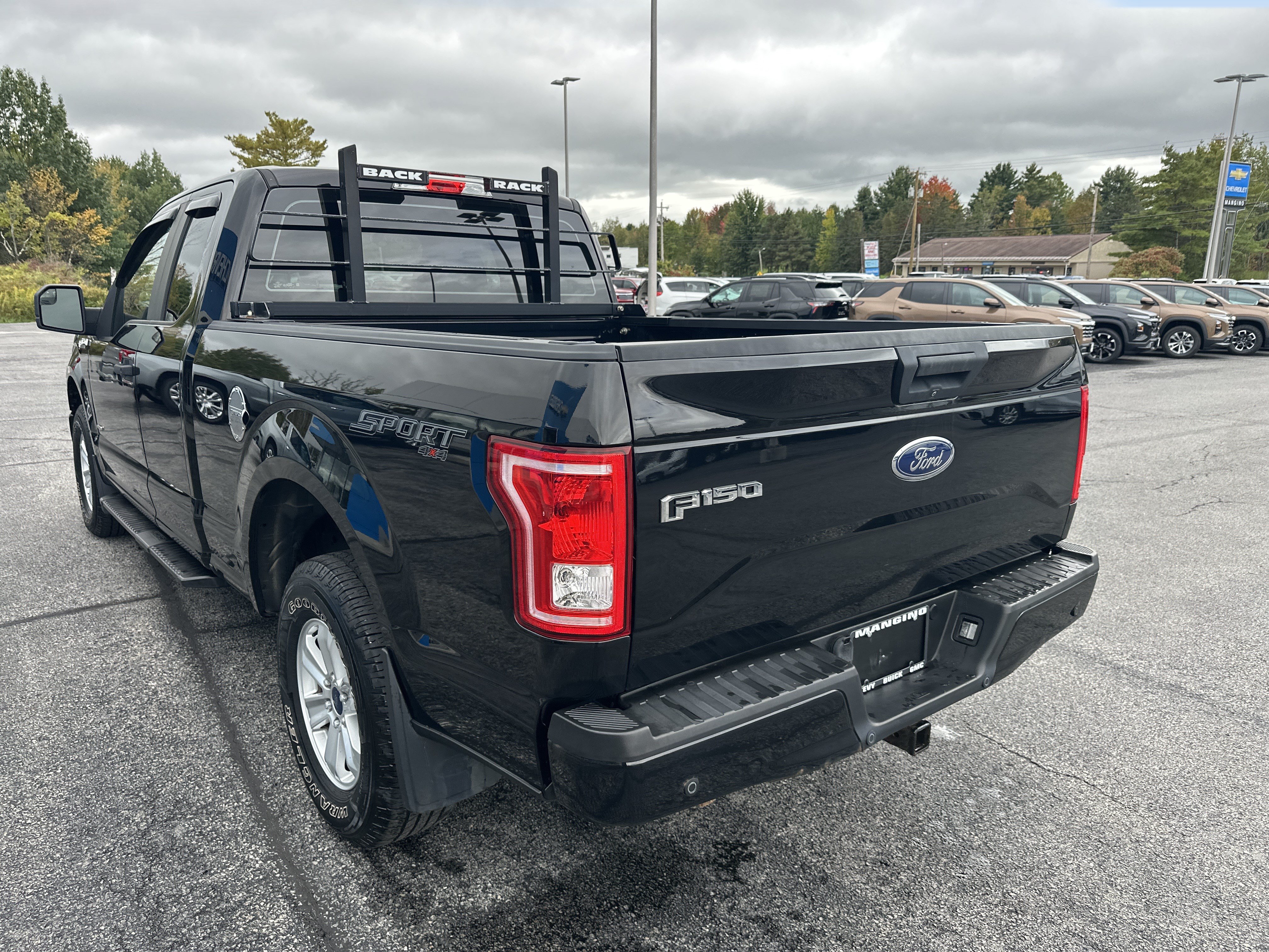 Used 2017 Ford F150 XL w/ Equipment Group 101A Mid AWD/4WD image 5
