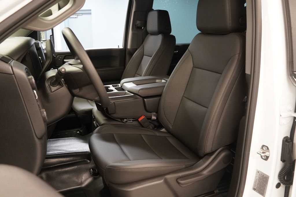 New 2026 Chevrolet Silverado 3500 W/T AWD/4WD image 3