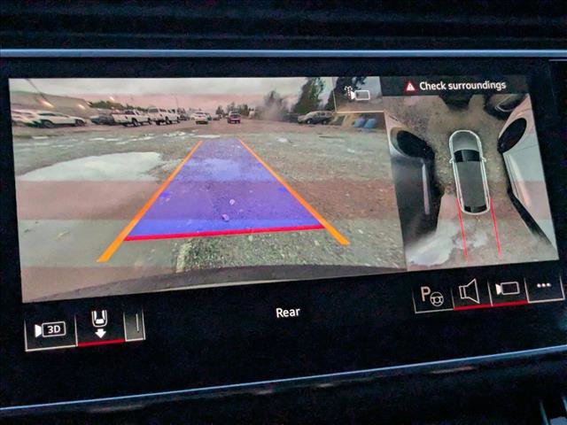 New 2026 Audi SQ8 Prestige image 13