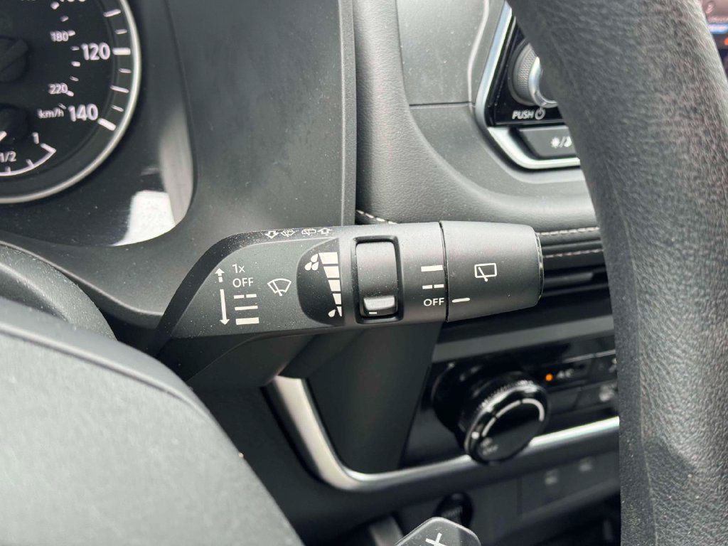 Used 2026 Nissan Rogue S AWD/4WD image 26