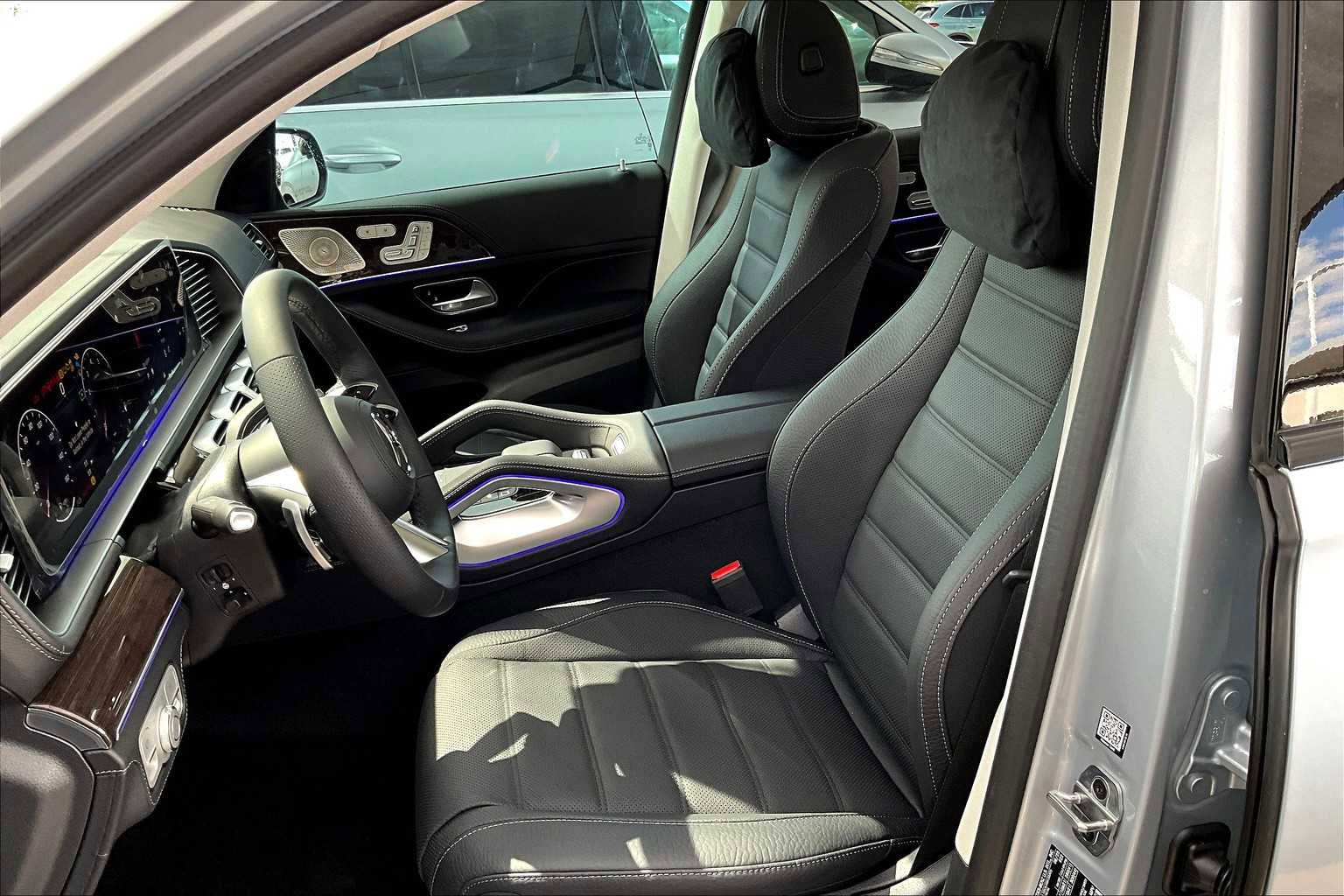 New 2026 Mercedes-Benz GLS 450 4MATIC image 17