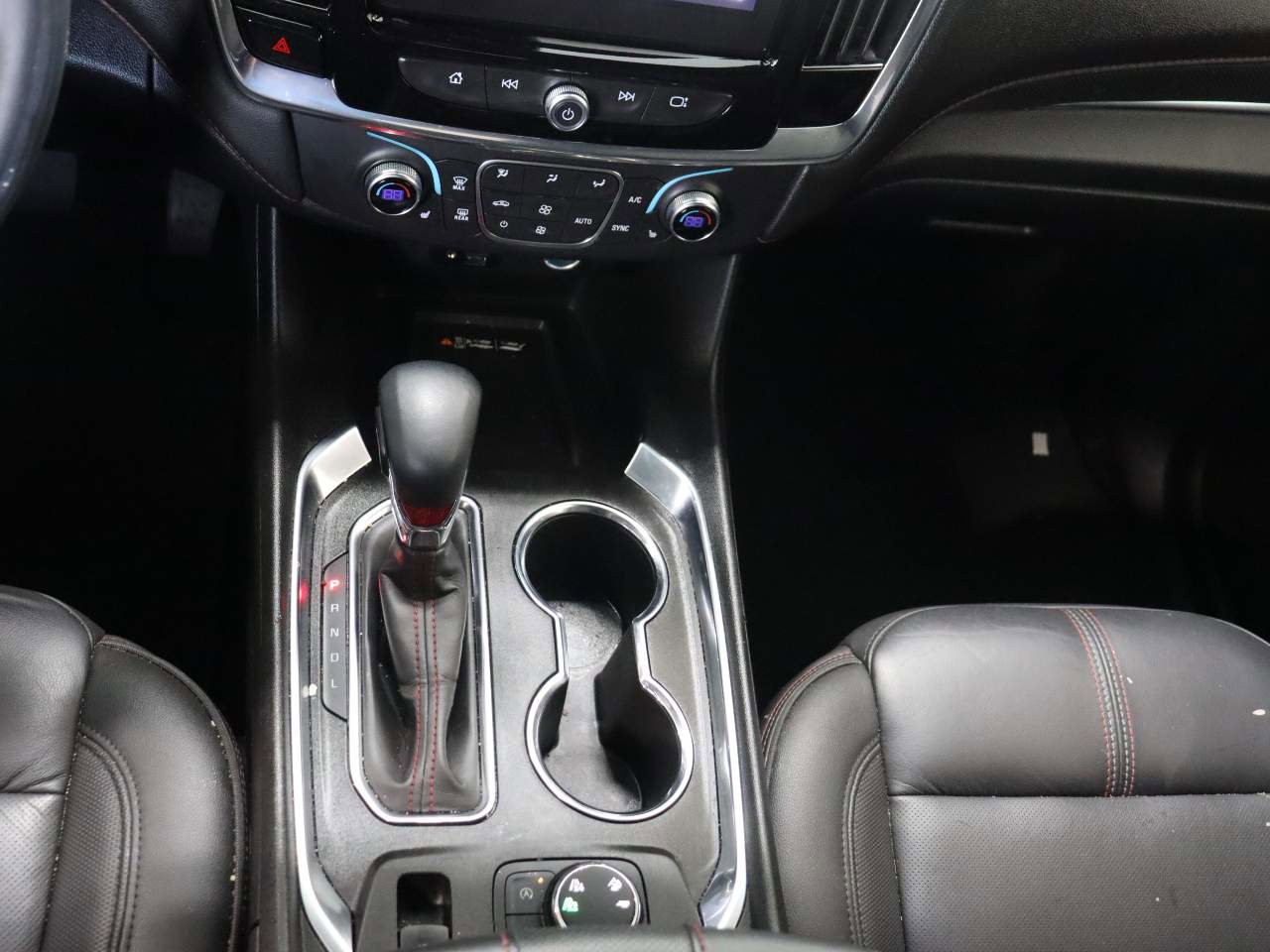 Used 2023 Chevrolet Traverse RS image 10