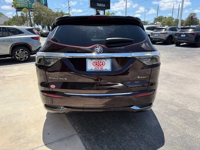 Used 2022 Buick Enclave Avenir w/ Avenir Technology Package FWD image 7