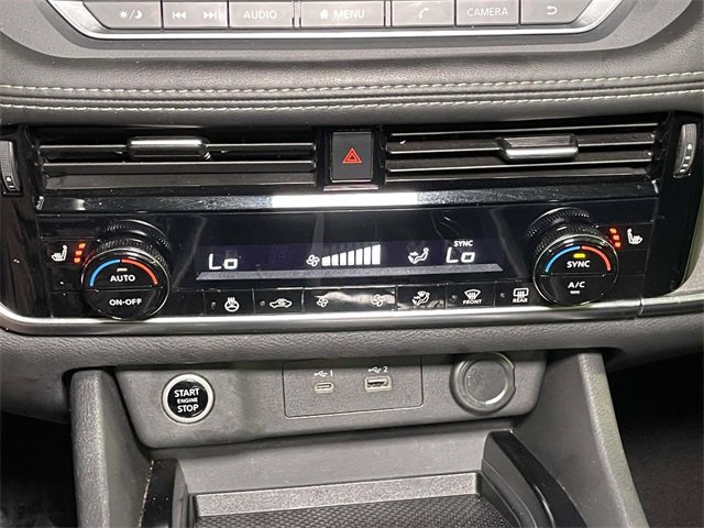 Used 2021 Nissan Rogue SV w/ Premium Package image 31