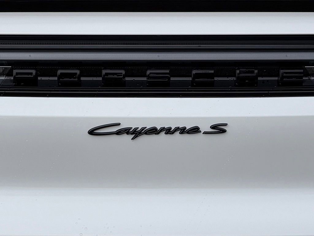 New 2026 Porsche Cayenne S image 26