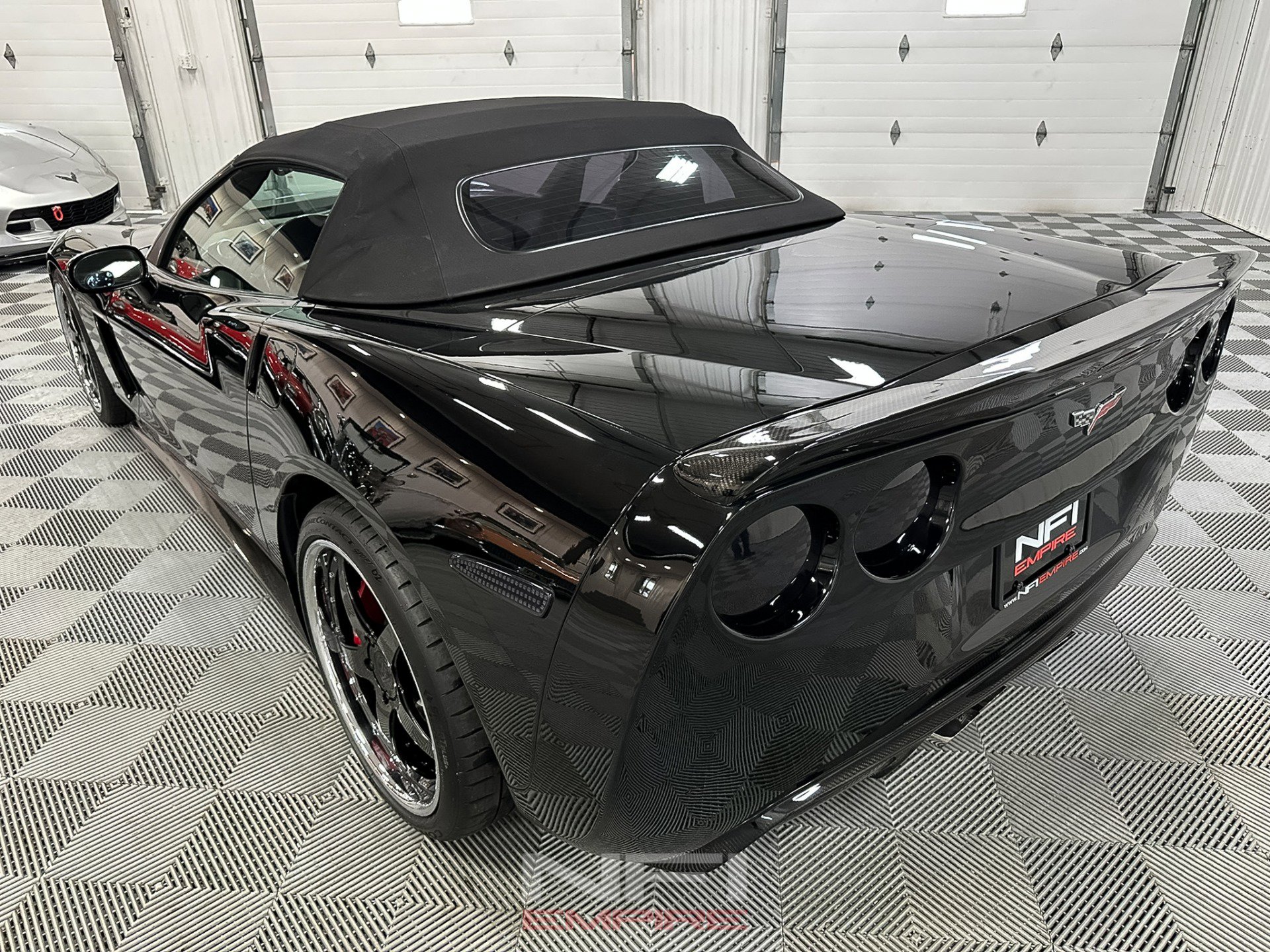 Used 2006 Chevrolet Corvette Convertible 2D w/ Preferred Equipment Group image 19