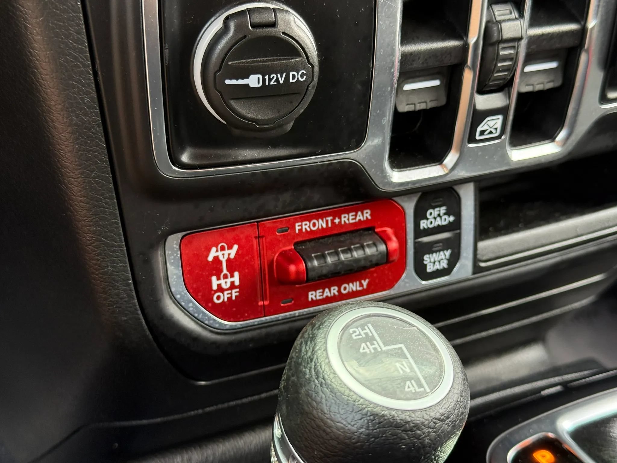 Used 2021 Jeep Gladiator Rubicon w/ Trailer Tow Package AWD/4WD image 28