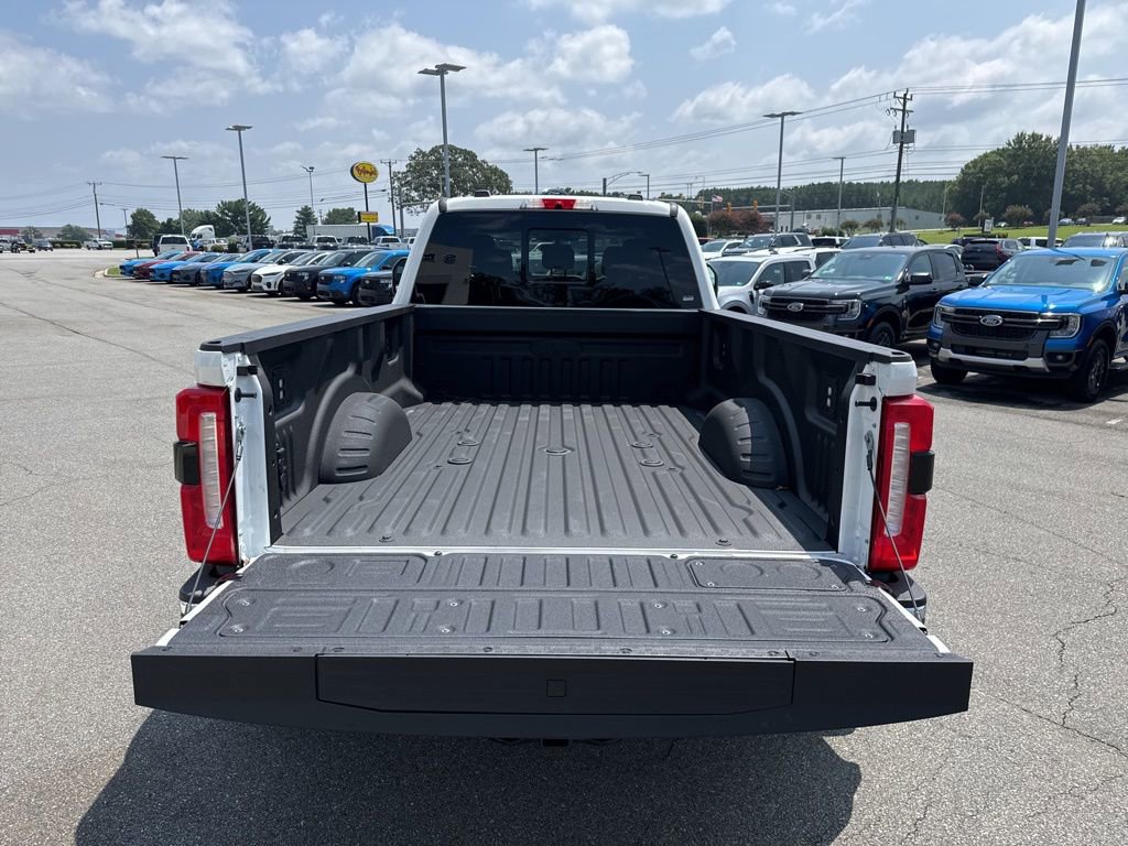 New 2025 Ford F350 Lariat w/ Lariat Ultimate Package image 16