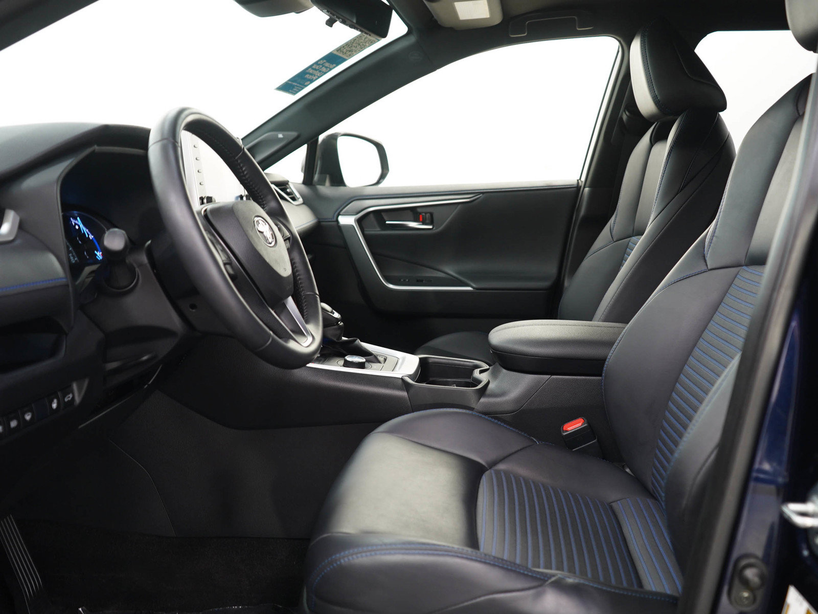 Used 2020 Toyota RAV4 XSE AWD/4WD image 21