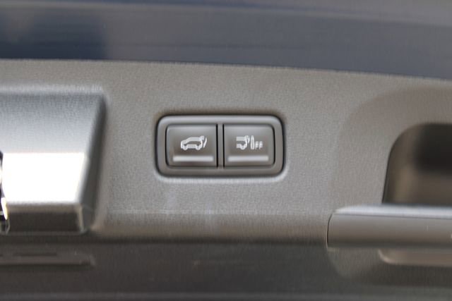 Used 2025 Kia Telluride S FWD image 37