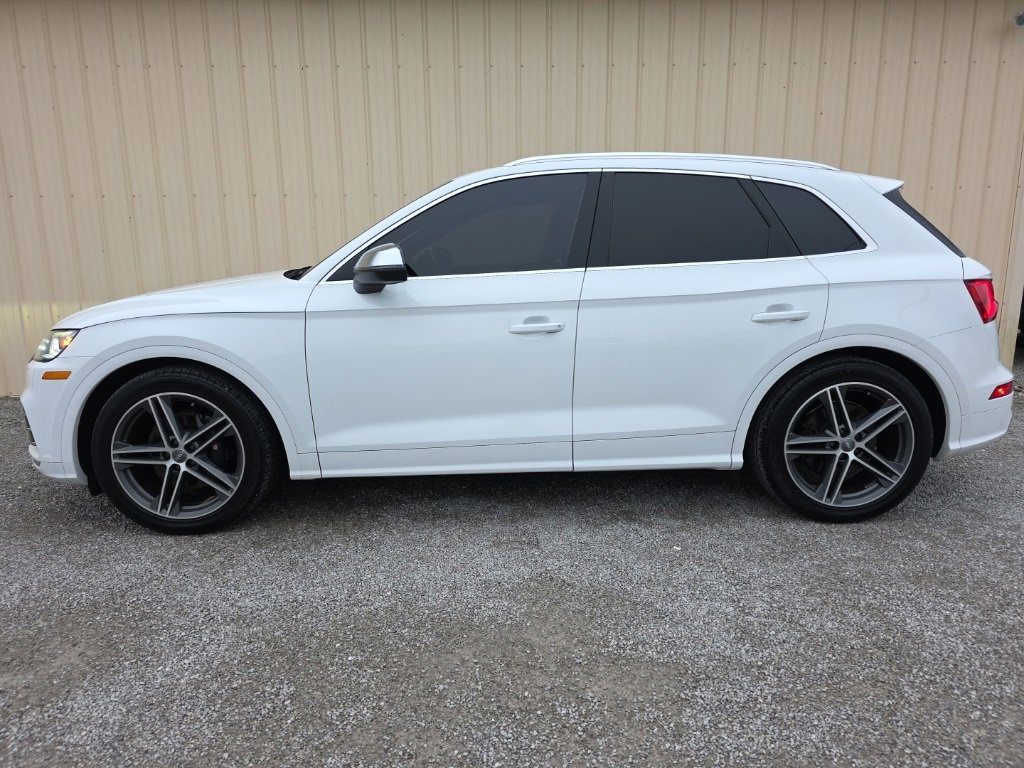 Used 2018 Audi SQ5 Premium Plus w/ Navigation Package image 12