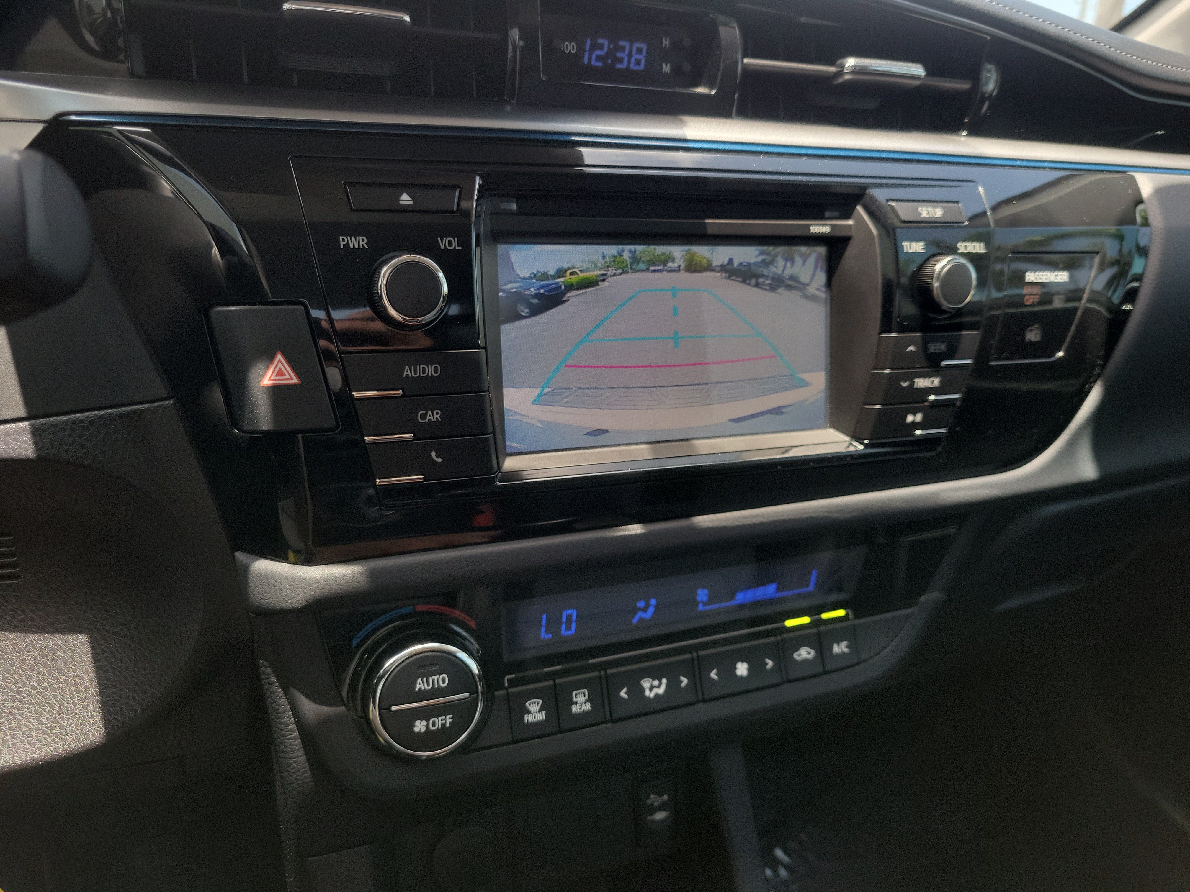 Used 2015 Toyota Corolla S FWD image 21