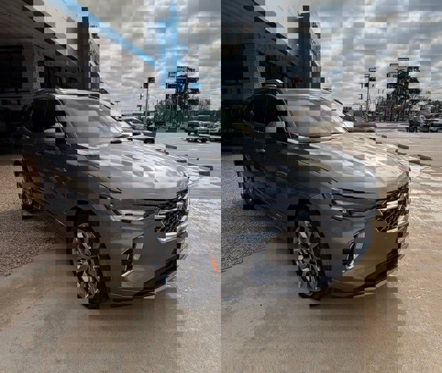 Certified 2022 Buick Envision Avenir w/ Technology Package II image 1