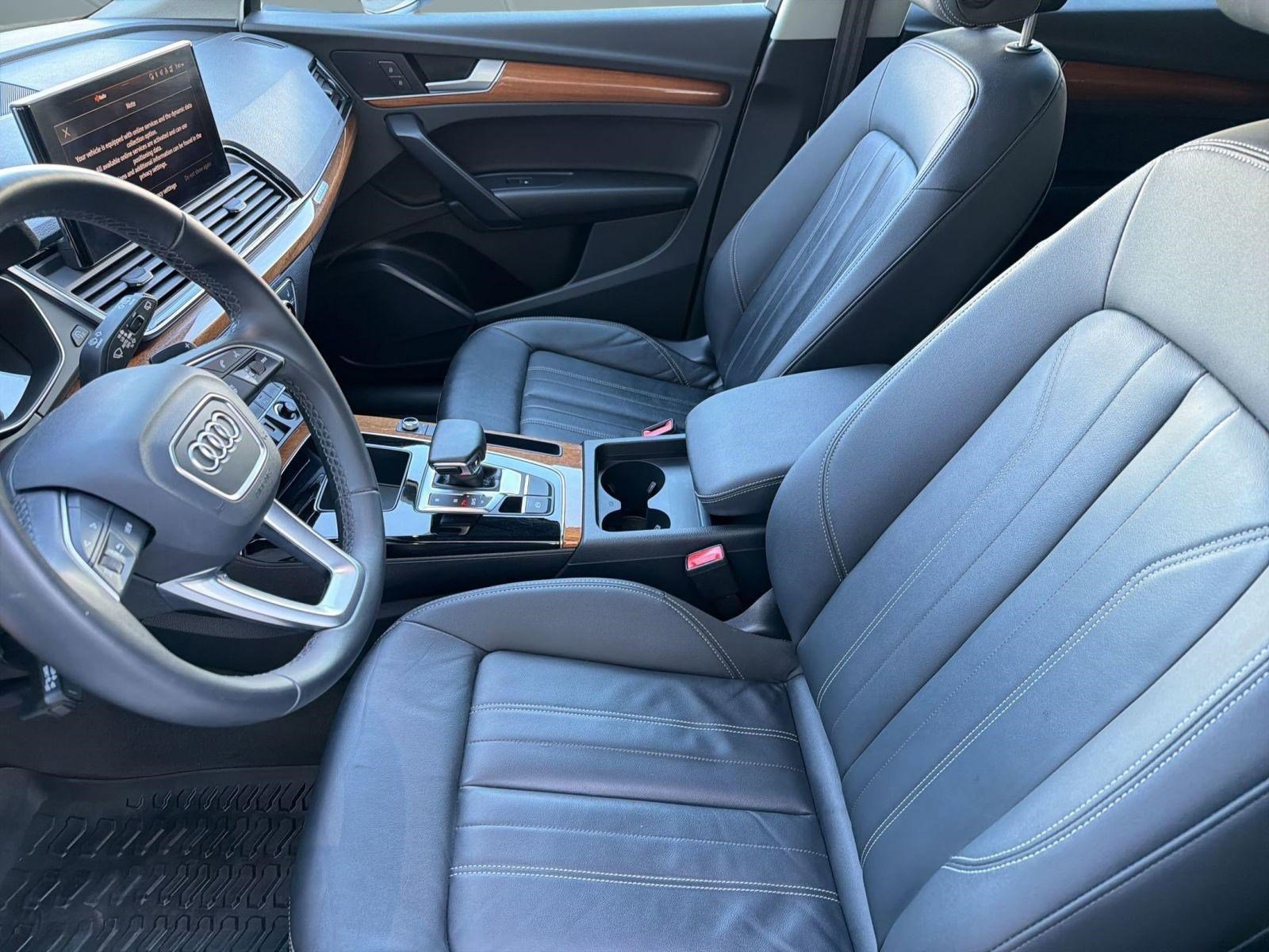 Used 2023 Audi Q5 2.0T Premium w/ Convenience Package image 5