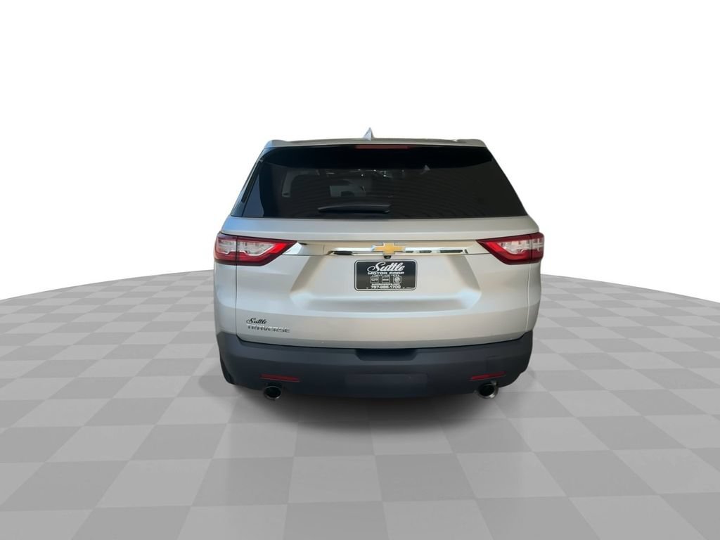 Used 2020 Chevrolet Traverse LS FWD image 7