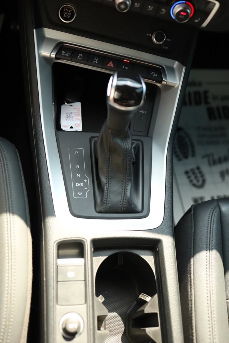 Used 2022 Audi Q3 2.0T Premium w/ Convenience Package AWD/4WD image 28
