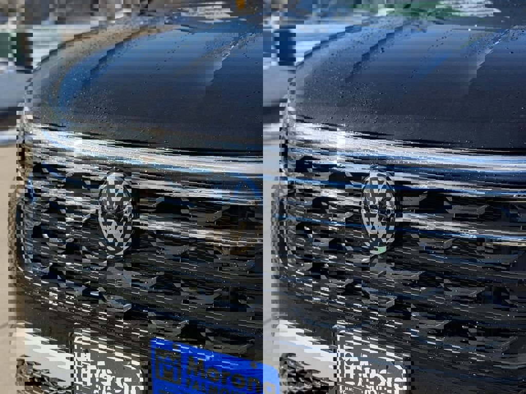 New 2026 Volkswagen Atlas Peak Edition image 7