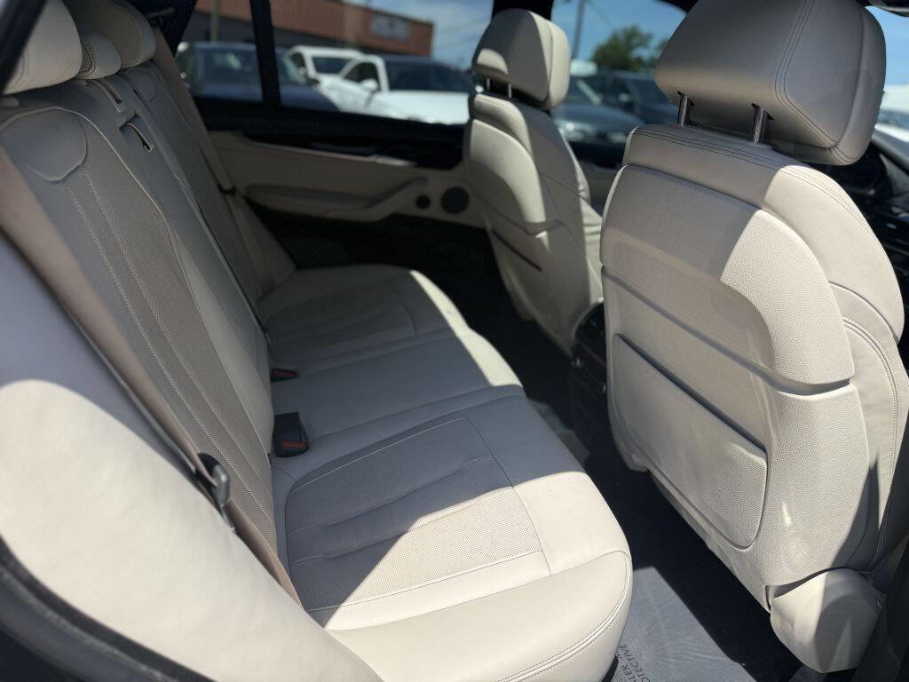 Used 2018 BMW X5 xDrive50i AWD/4WD image 12