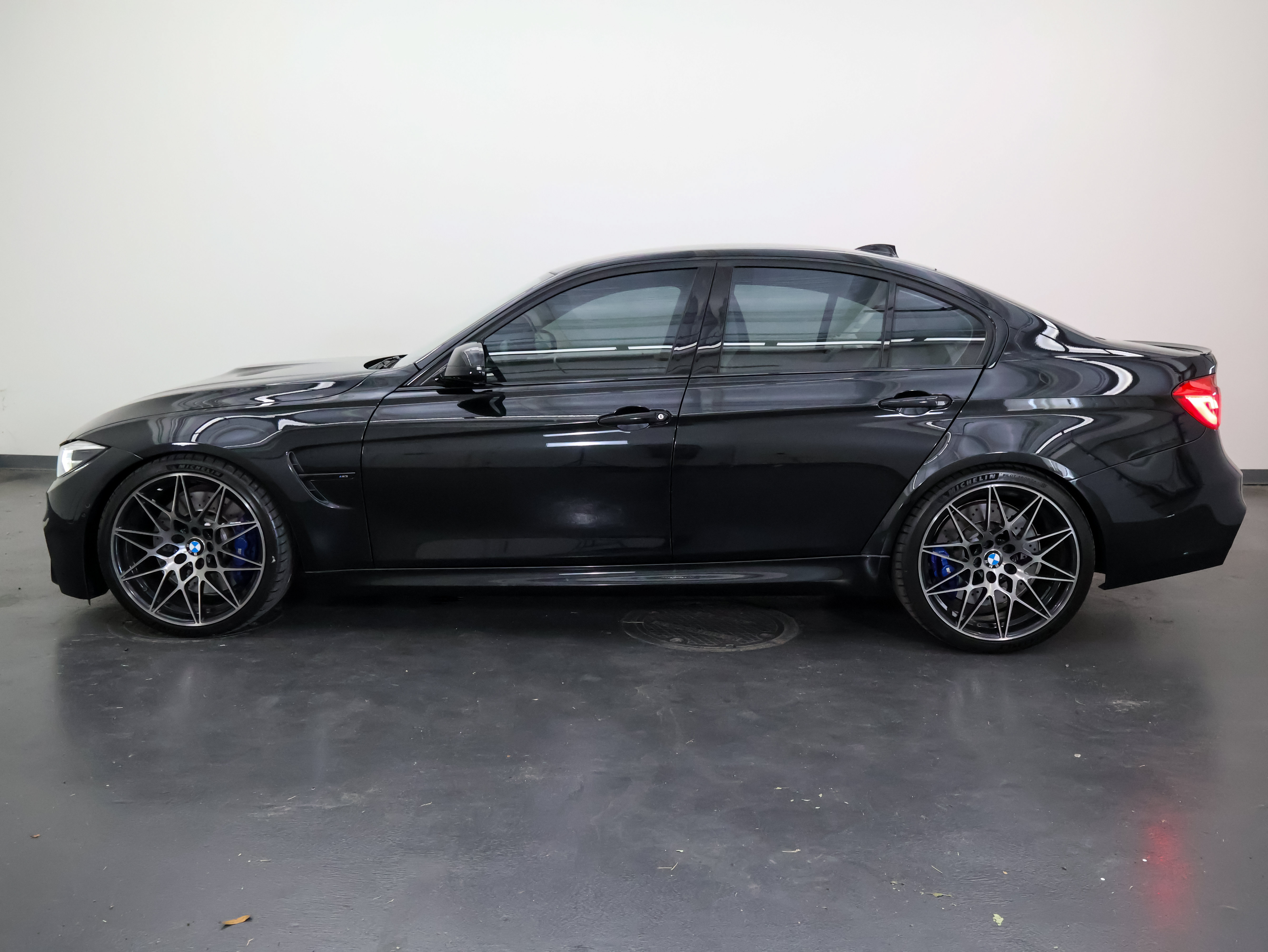 Used 2018 BMW M3 w/ Competition Package RWD image 6