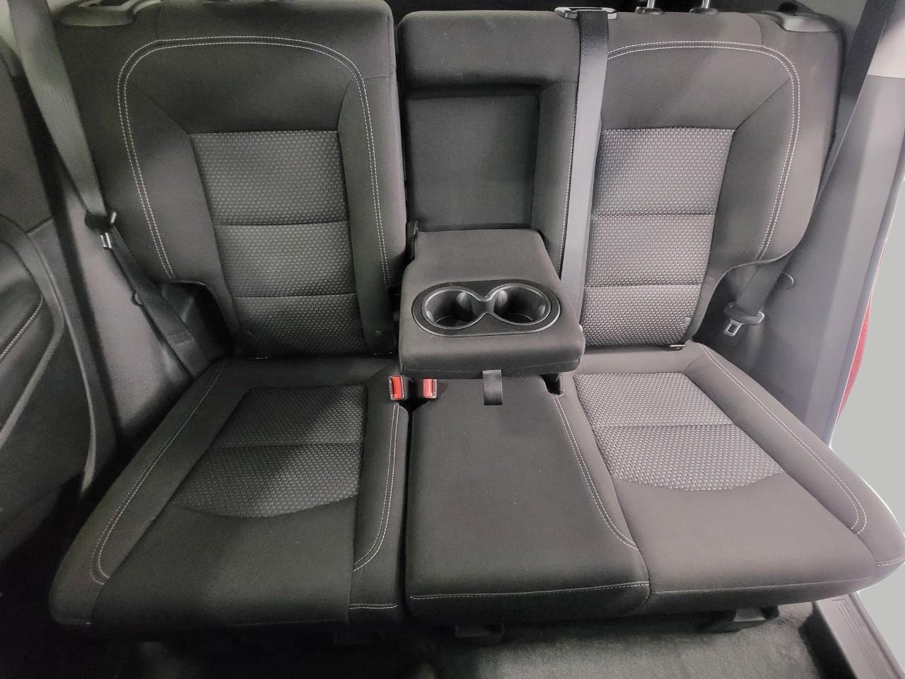 Used 2024 GMC Terrain SLE image 22